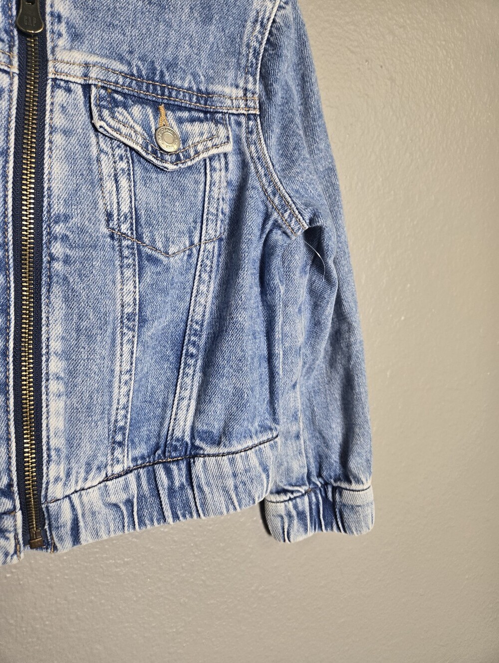 Gap Fall 2024 Iconic Bomber Denim Jacket Size 5 - Picture 6 of 14